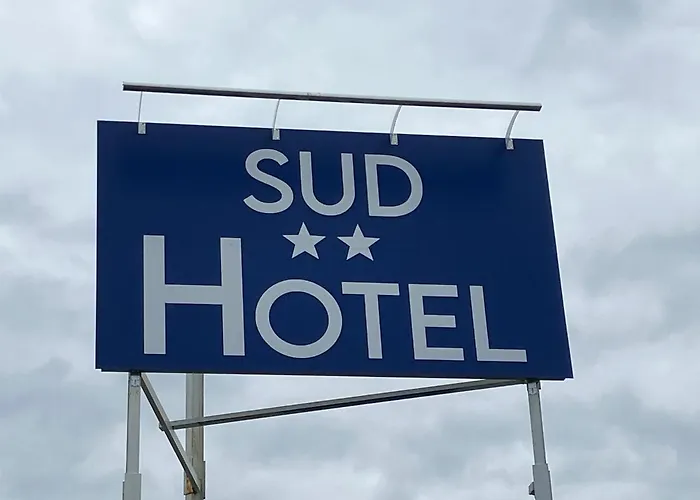 Hotel Contact Le Sud Montpellier Aeroport Parc Expo Arena