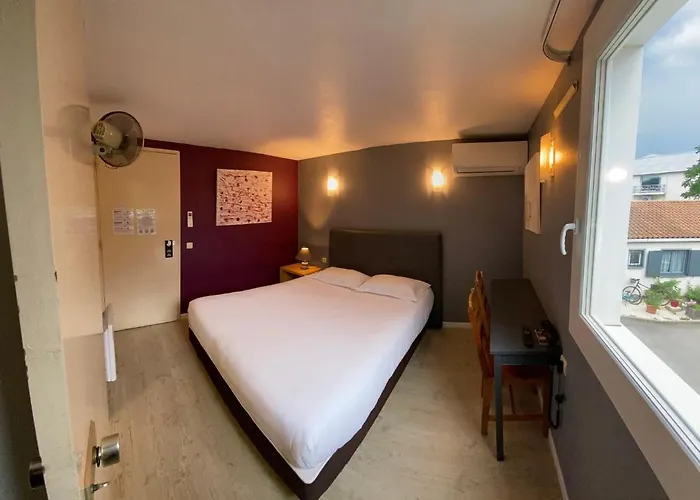 Hotel Contact Le Sud Montpellier Aeroport Parc Expo Arena