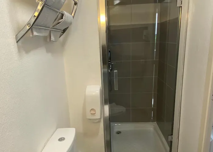 Hotel Contact Le Sud Montpellier Aeroport Parc Expo Arena