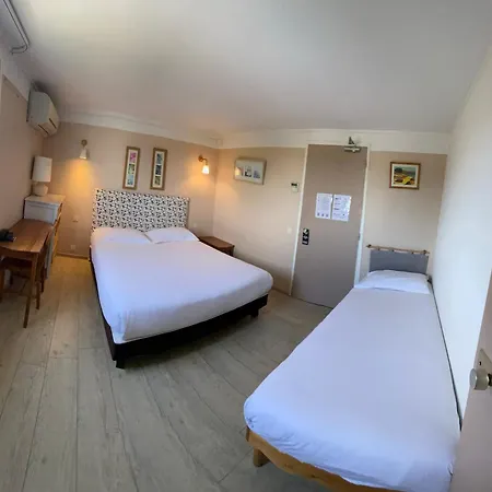 Contact Le Sud Montpellier Aéroport Parc Expo Arena Hotel 2*
