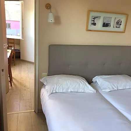 Hotel Contact Le Sud Montpellier Aeroport Parc Expo Arena 2*
