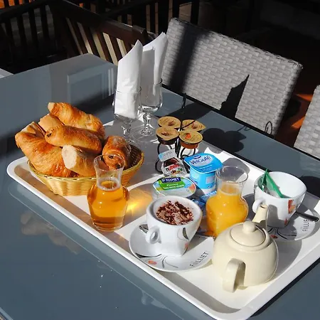 Hotel Contact Le Sud Montpellier Aeroport Parc Expo Arena 2*